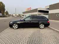 Usata BMW 525 177 CV (130 kW) 2005 Nero Station wagon