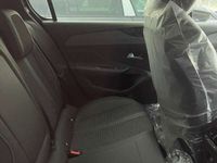 Usata Peugeot e-308 Allure 114 kW (156 CV) 2024 Nero perla Utilitaria