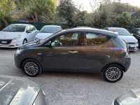 Usata Lancia Ypsilon 95 CV (69 kW) 2013 Bronze Utilitaria