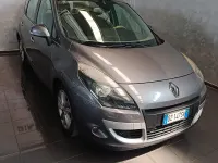 Usata Renault Scénic III Luxe 131 CV (96 kW) 2009 Grigio Monovolume