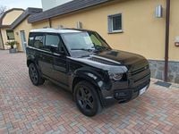 Usata Land Rover Defender HSE Dynamic 249 CV (183 kW) 2023 Nero met SUV