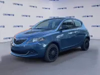 Usata Lancia Ypsilon Silver 69 CV (50 kW) 2022 Blu Utilitaria