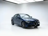 Używany Alfa Romeo Giulia 160 KM (117 kW) 2020 Niebieski Sedan/Limuzyna
