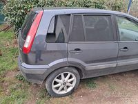 Usata Ford Fusion 68 CV (50 kW) 2007 Utilitaria