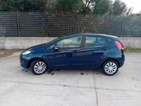 Usata Ford Fiesta 70 CV (51 kW) 2010 Blu Utilitaria