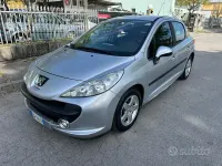 Usata Peugeot 207 73 CV (53 kW) 2009 Nero Berlina