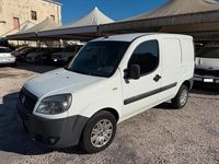 Käytetty Fiat Doblò Dynamic 85 HP (62 kW) 2006 Valkoinen Tila-auto