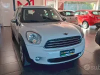 Usata Mini One Countryman 98 CV (72 kW) 2014 Bianco SUV