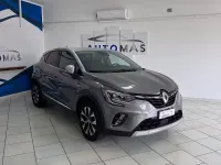 Usata Renault Captur 91 CV (66 kW) 2024 Grigio SUV
