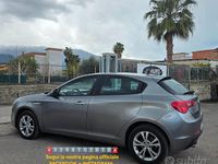 Usata Alfa Romeo Giulietta Business 120 CV (88 kW) 2017 Grigio Utilitaria