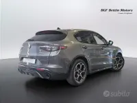 Usata Alfa Romeo Stelvio Veloce 209 CV (153 kW) 2024 Grigio vesuvio SUV
