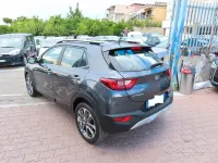 Usata Kia Stonic Style 97 CV (71 kW) 2019 Grigio SUV