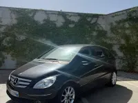 Usata Mercedes B180 109 CV (80 kW) 2007 Nero Monovolume