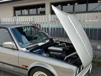 Usata BMW 318 116 CV (85 kW) 1988 Argento Berlina