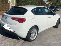 Usata Alfa Romeo Giulietta 2012 Bianco Utilitaria