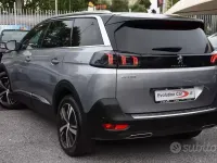 Usata Peugeot 5008 GTi 131 CV (96 kW) 2024 Grigio metallizzato SUV
