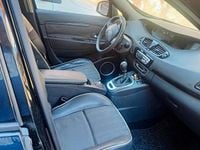 Usata Renault Scénic III 110 CV (80 kW) 2012 Nero Monovolume