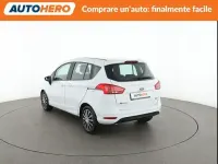 Usata Ford B-MAX 101 CV (74 kW) 2016 Bianco Monovolume
