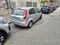 Usata Ford Fiesta Ghia 75 CV (55 kW) 2002 Grigio Utilitaria