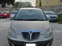 Usata Lancia Musa 77 CV (56 kW) 2007 Giallo Monovolume