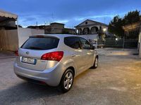 Usata Kia Venga EX 90 CV (66 kW) 2010 Argento Utilitaria