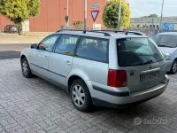 Usata VW Passat Highline 116 CV (85 kW) 2000 Grigio Station wagon