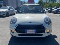 Usata Mini ONE 75 CV (55 kW) 2019 Beige Utilitaria