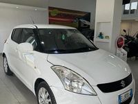 Gebraucht Suzuki Swift 94 PS (69 kW) 2012 Weiß Kleinwagen