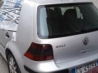 Usata VW Golf IV 101 CV (74 kW) 2002 Grigio Berlina