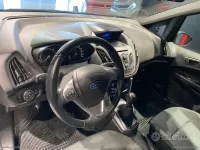 Begagnad Ford B-MAX 95 HK (69 kW) 2012 Svart Minibuss