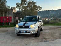 Usata Toyota RAV4 116 CV (85 kW) 2005 Grigio SUV
