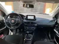 Usata Fiat Tipo 100 CV (73 kW) 2021 Rosso Berlina