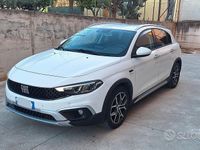 Usata Fiat Tipo Cross 131 CV (96 kW) 2021 Bianco Berlina