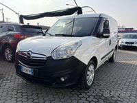 Usata Opel Combo 120 CV (88 kW) 2014 Bianco Monovolume