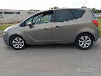 Usata Opel Meriva 95 CV (69 kW) 2015 Monovolume