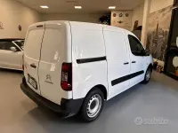 Usata Citroën Berlingo 99 CV (72 kW) 2018 Bianco Monovolume