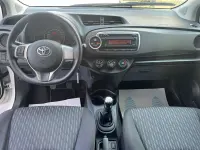 Usata Toyota Yaris Lounge 69 CV (50 kW) 2012 Bianco Utilitaria