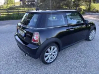 Usata Mini Cooper D 111 CV (81 kW) 2012 Nero Utilitaria