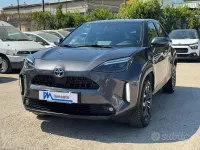 Usata Toyota Yaris Hybrid Trend 116 CV (85 kW) 2022 Grigio Monovolume