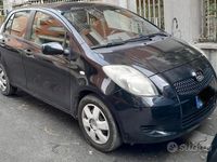 Usata Toyota Yaris 69 CV (50 kW) 2008 Nero Utilitaria