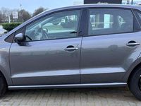 Usata VW Polo Comfortline 75 CV (55 kW) 2017 Grigio Berlina