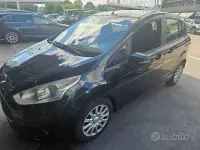 Usata Ford B-MAX Titanium 101 CV (74 kW) 2013 Nero metallizzato Monovolume