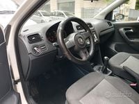 Usata VW Polo Trendline 75 CV (55 kW) 2012 Bianco Berlina
