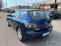 Usata Mazda 3 105 CV (77 kW) 2003 Blu Berlina