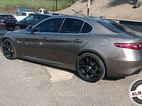 Usata Alfa Romeo Giulia Super 179 CV (131 kW) 2017 Grigio Berlina