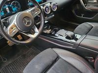 Usata Mercedes A180 Premium 116 CV (85 kW) 2019 Grigio Berlina