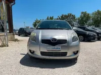 Usata Toyota Yaris 90 CV (66 kW) 2008 Grigio Utilitaria