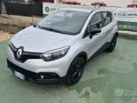 Usata Renault Captur 90 CV (66 kW) 2015 Grigio SUV