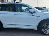 Usata VW Tiguan R-line 150 CV (110 kW) 2023 Bianco SUV