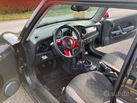 Usata Mini Cooper Seven 116 CV (85 kW) 2006 Nero Utilitaria